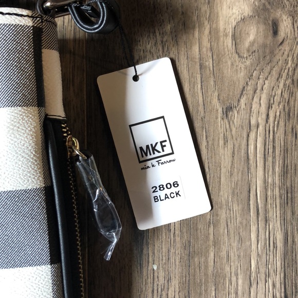 Mia K Farrow MKF black and white Checkered Purse - Picture 5 of 9